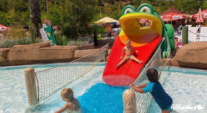 نمایی از استخر کودکان هتل